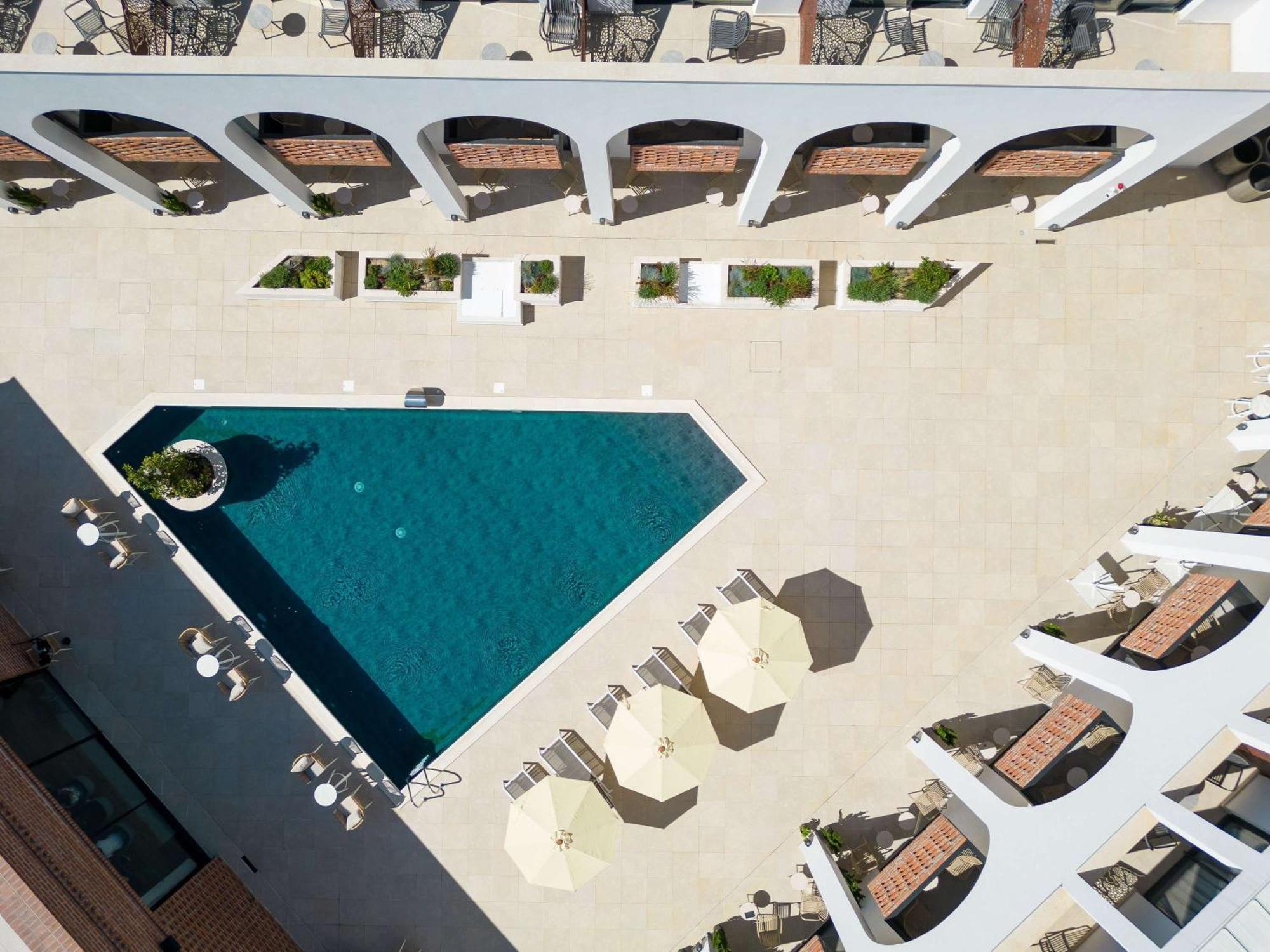 Mercure Conacul Cozieni Pasarea المظهر الخارجي الصورة