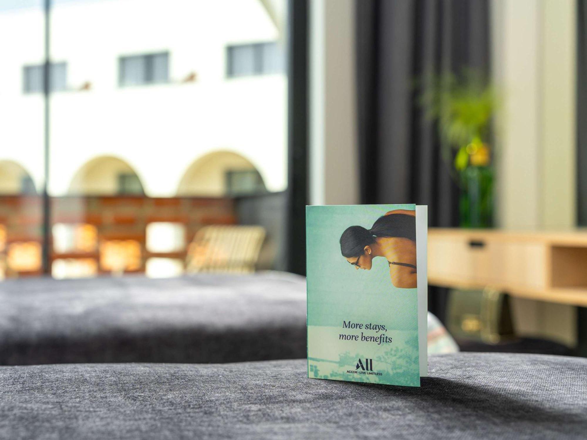 Mercure Conacul Cozieni Pasarea المظهر الخارجي الصورة